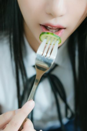 青青河边草免费视频大全